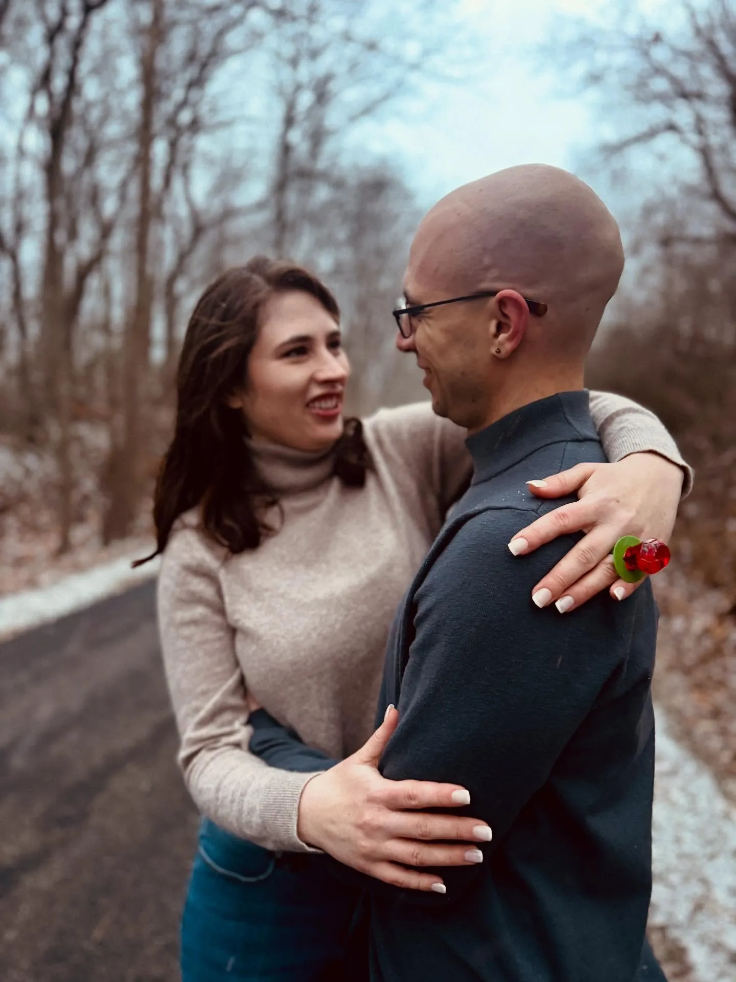 Caeli's wearing a beautiful ringpop.